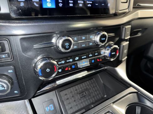 Used 2024 Ford F150 Platinum w/ FX4 Off-Road Package image 28