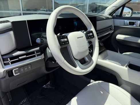 Used 2026 Hyundai Santa Fe SEL FWD image 30