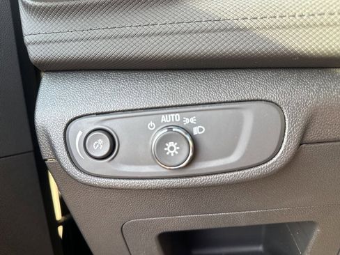 Used 2024 Chevrolet TrailBlazer LS image 23