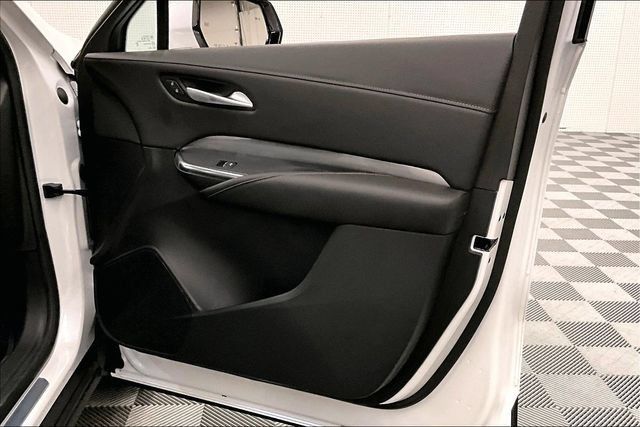 Used 2025 Cadillac XT4 Premium Luxury w/ LPO, Floor Liner Package AWD/4WD image 22