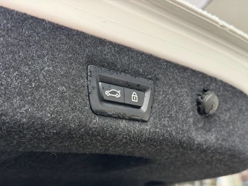 Used 2018 BMW M5 w/ Executive Package image 9