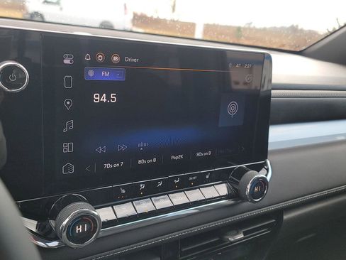 Used 2023 Chevrolet Colorado LT w/ LT Convenience Package II image 25