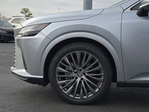 Used 2024 Lexus RX 350 350 Luxury w/ Convenience Package image 8