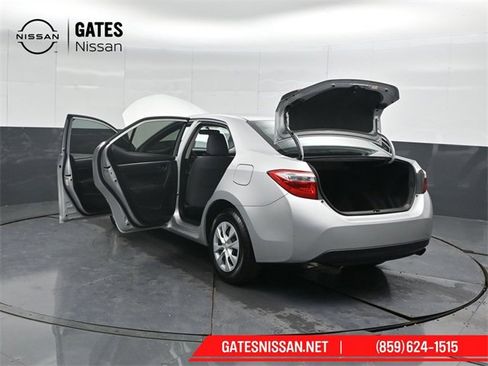 Used 2015 Toyota Corolla L image 49