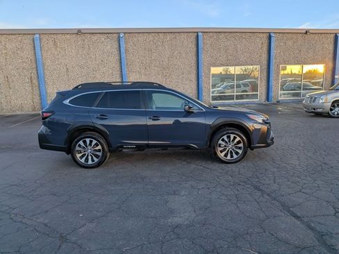 Used 2024 Subaru Outback Limited image 4