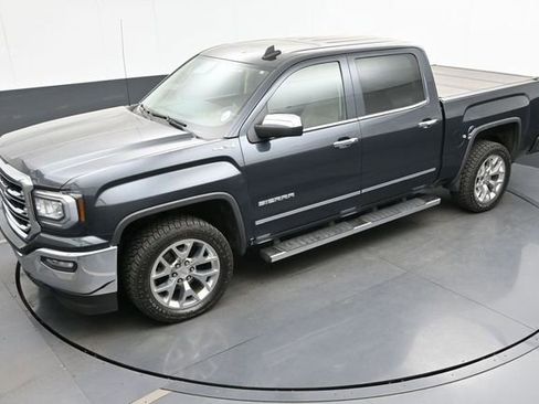 Used 2018 GMC Sierra 1500 SLT w/ SLT Premium Package image 24