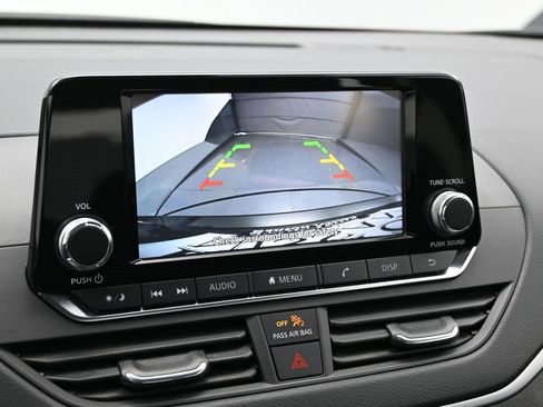 Used 2024 Nissan Altima 2.5 S image 15