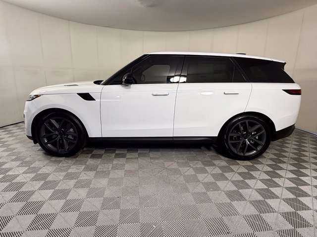 New 2027 Land Rover Range Rover Sport SE AWD/4WD image 3