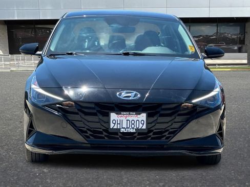 Used 2023 Hyundai Elantra SE FWD image 11