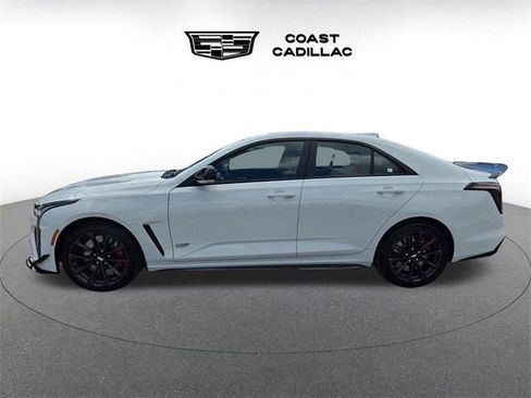 New 2026 Cadillac CT4 V Blackwing w/ Carbon Fiber 1 Package image 9