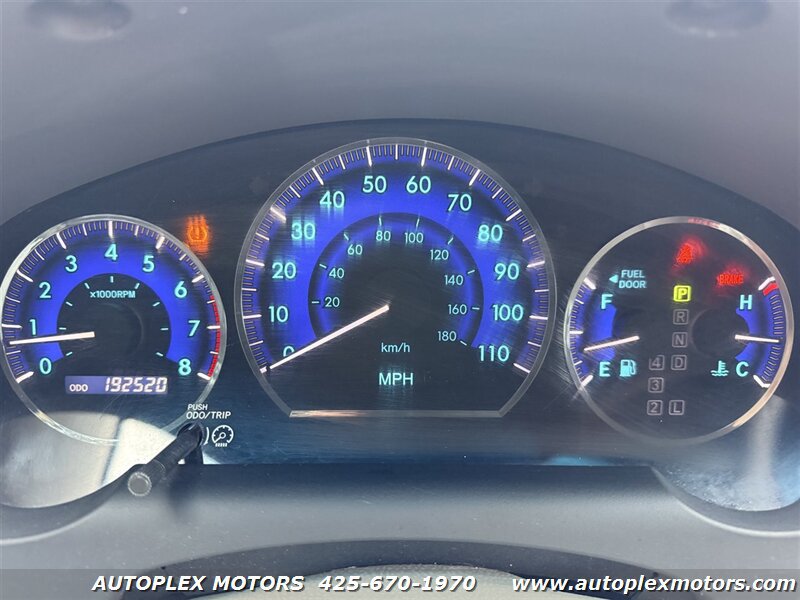 Used 2008 Toyota Sienna LE w/ Towing Prep Pkg AWD/4WD image 13