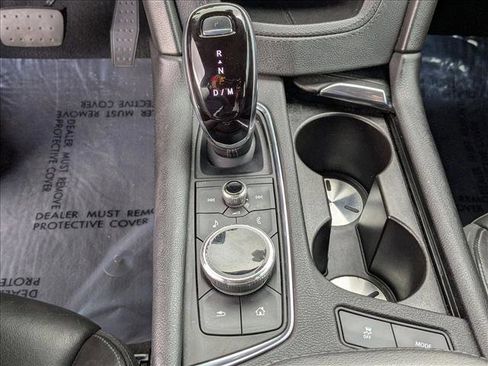 Used 2022 Cadillac XT6 Premium Luxury w/ Technology Package image 12