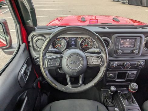 Used 2021 Jeep Wrangler Sport image 18