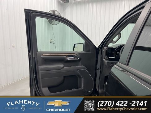 New 2025 Chevrolet Silverado 1500 LT image 8