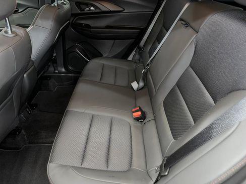 Certified 2023 Chevrolet TrailBlazer RS w/ Convenience Package image 17