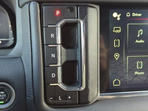 Used 2024 GMC Yukon XL Denali image 10