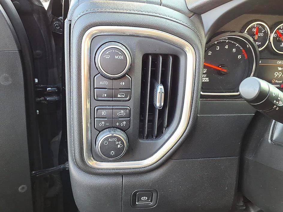 Used 2022 Chevrolet Silverado 1500 RST w/ Rally Edition AWD/4WD image 13