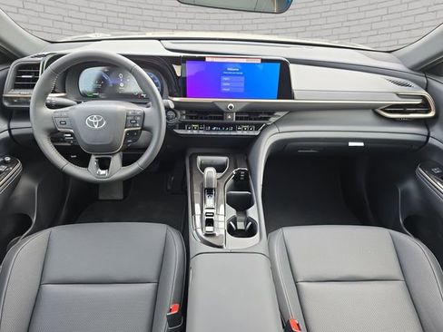 New 2026 Toyota Crown AWD/4WD image 9