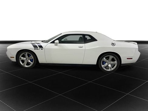 Used 2013 Dodge Challenger R/T Plus image 2