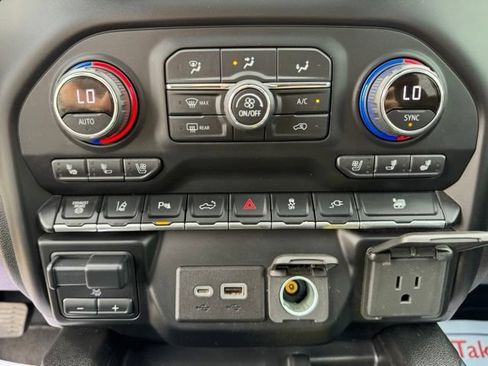 Used 2021 Chevrolet Silverado 2500 High Country AWD/4WD image 34