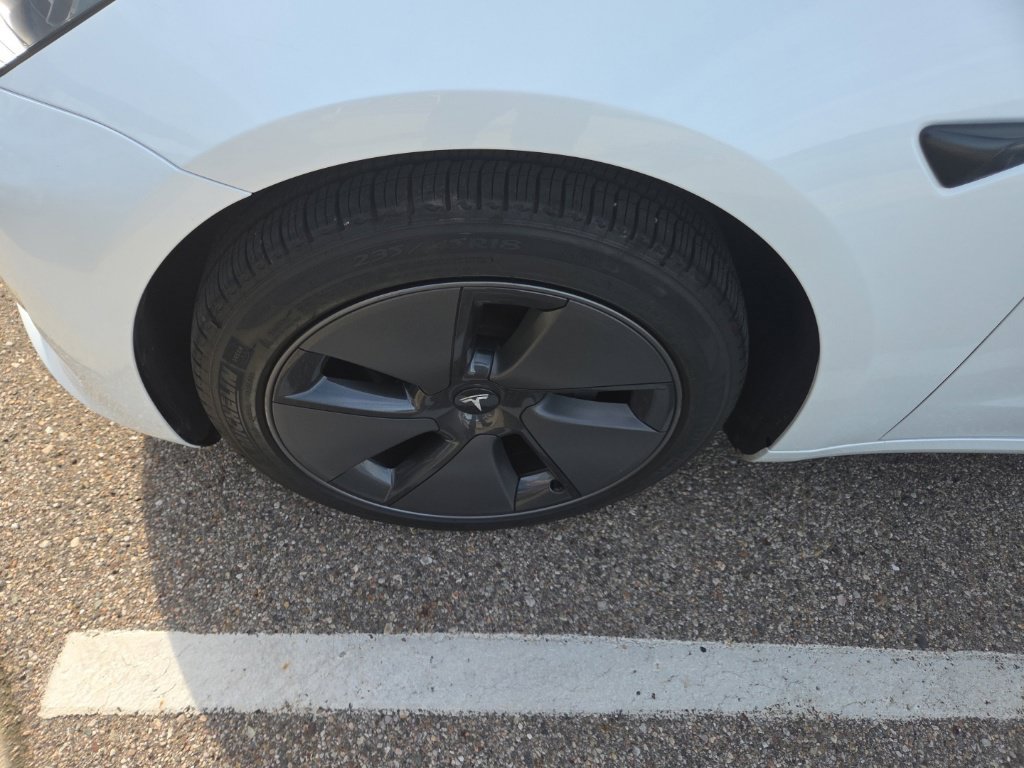 Used 2023 Tesla Model 3 Long Range AWD/4WD image 4