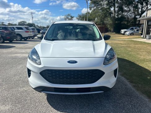 Used 2021 Ford Escape S image 2