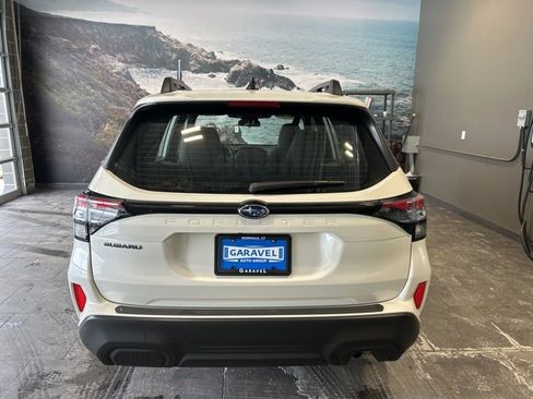 Used 2025 Subaru Forester image 34