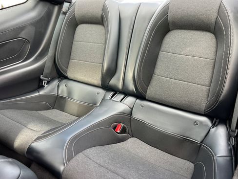 Used 2025 Ford Mustang Coupe image 12