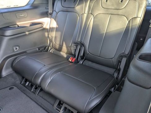 New 2025 Jeep Grand Cherokee L Limited image 28