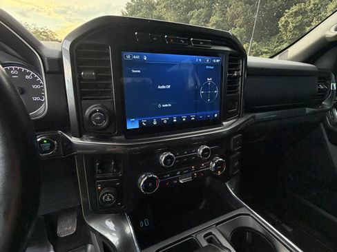 Used 2022 Ford F150 XLT w/ Equipment Group 302A High AWD/4WD image 9