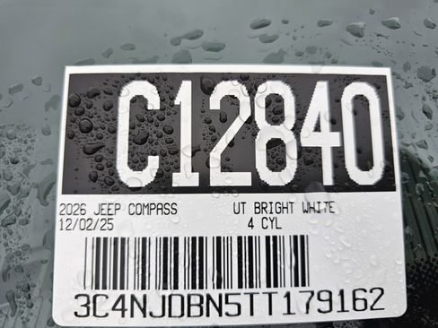 New 2026 Jeep Compass Latitude image 10