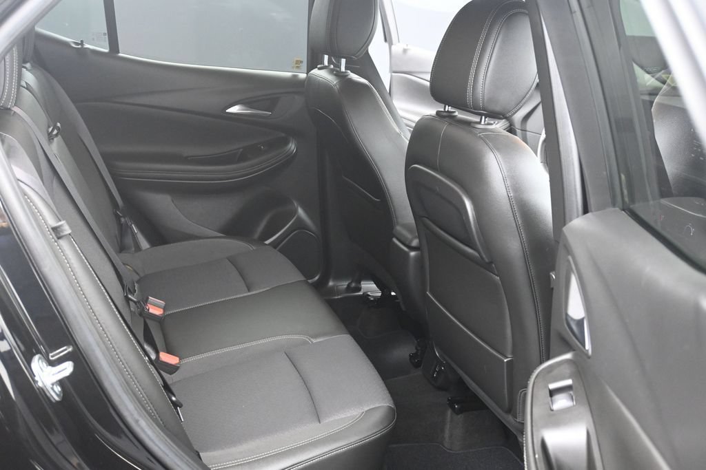 Used 2024 Buick Encore GX Preferred w/ Comfort Package AWD/4WD image 12