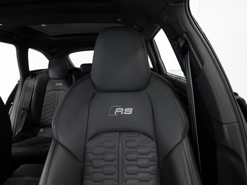 Used 2025 Audi RS 6 performance image 29