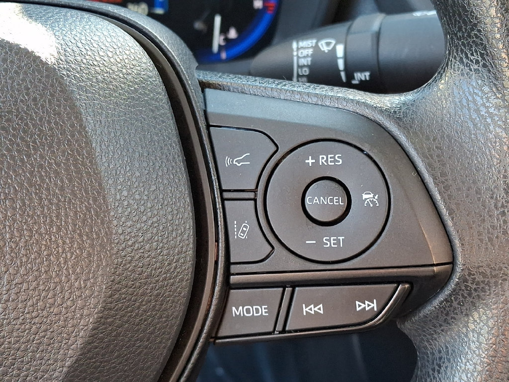 Certified 2022 Toyota Corolla LE FWD image 21