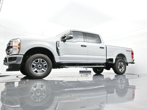New 2025 Ford F250 XLT w/ 360-Degree Camera Package image 25