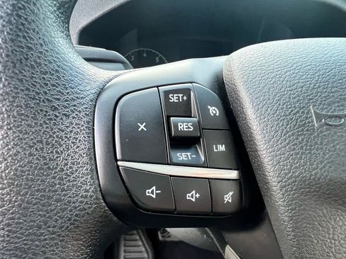 Used 2025 Ford Transit 350 XLT RWD image 11