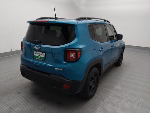 Used 2021 Jeep Renegade Latitude FWD image 9