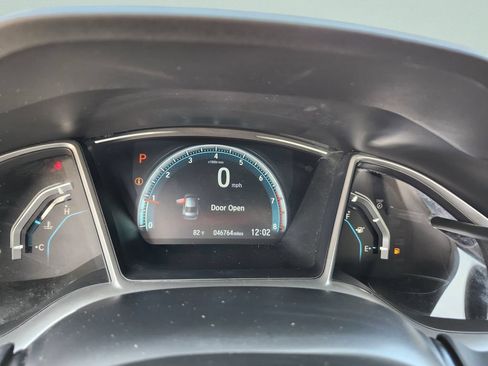 Certified 2018 Honda Civic EX image 35