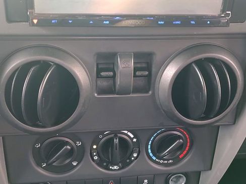 Used 2010 Jeep Wrangler Sport AWD/4WD image 17