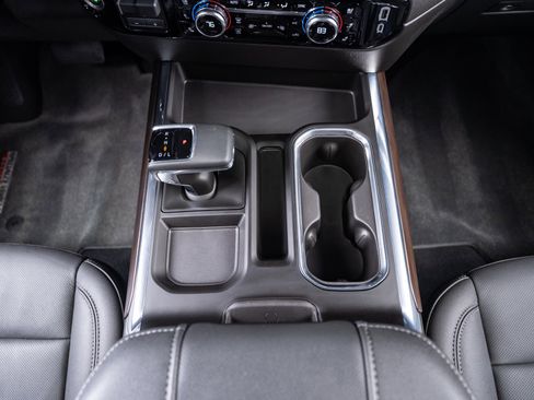 Used 2024 GMC Sierra 1500 SLT w/ SLT Convenience Package image 83