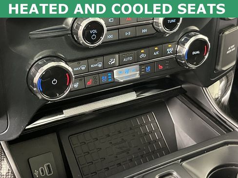 Used 2025 Ford F150 Lariat w/ Equipment Group 502A High image 21