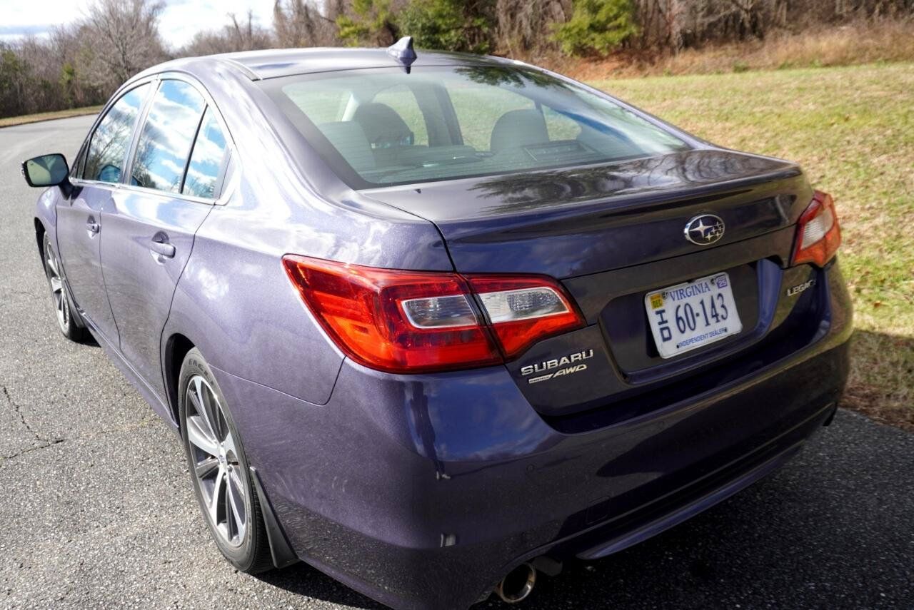 Used 2017 Subaru Legacy 2.5i Limited AWD/4WD image 5