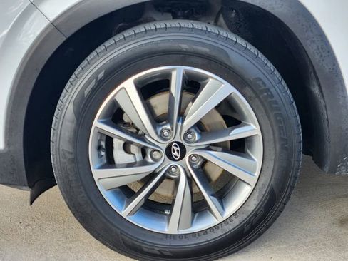 Used 2020 Hyundai Santa Fe Limited w/ Cargo Package image 7