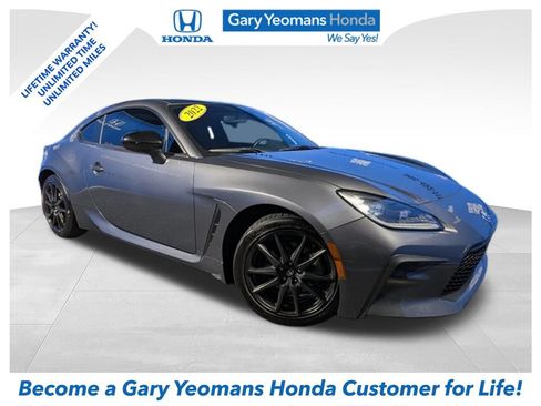 Used 2022 Toyota GR86 RWD image 1