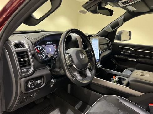 Used 2023 RAM 1500 Laramie AWD/4WD image 9