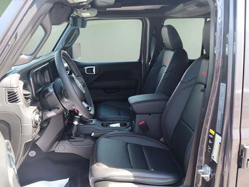 New 2026 Jeep Wrangler Unlimited Rubicon AWD/4WD image 14