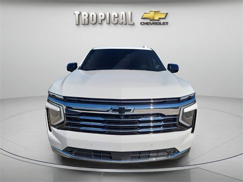 New 2026 Chevrolet Suburban LT w/ Comfort Package image 8