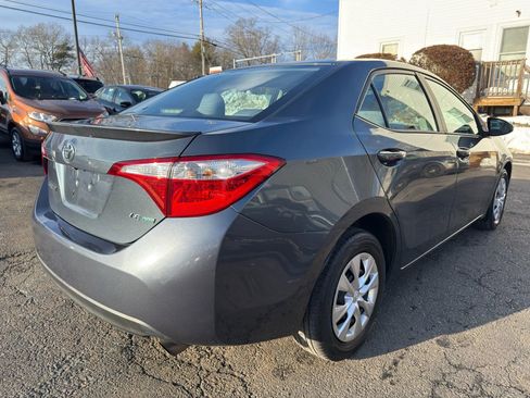 Used 2015 Toyota Corolla LE image 7