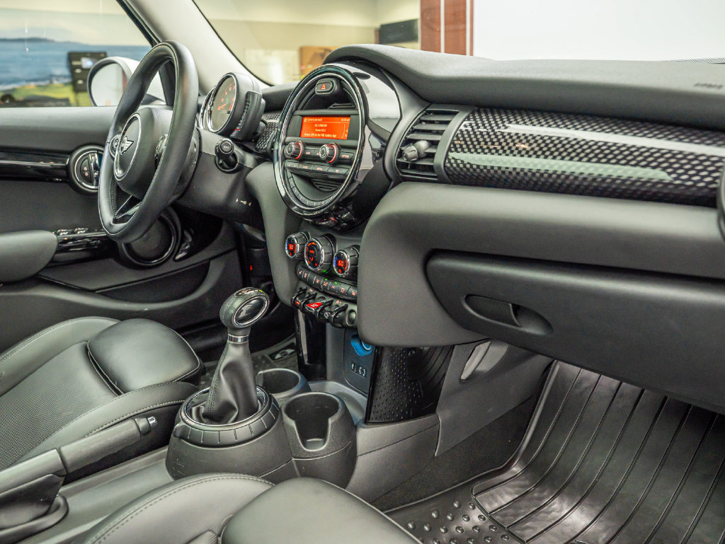 Used 2016 MINI Cooper S FWD image 36