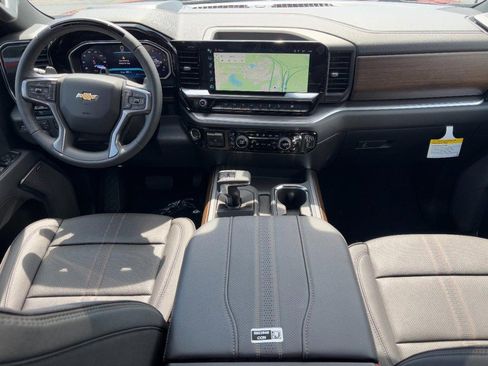 New 2026 Chevrolet Silverado 1500 High Country w/ Technology Package AWD/4WD image 6